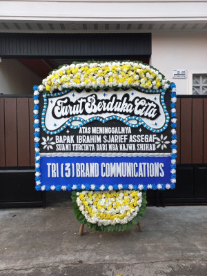Papan Bunga Duka di Dusun Baru